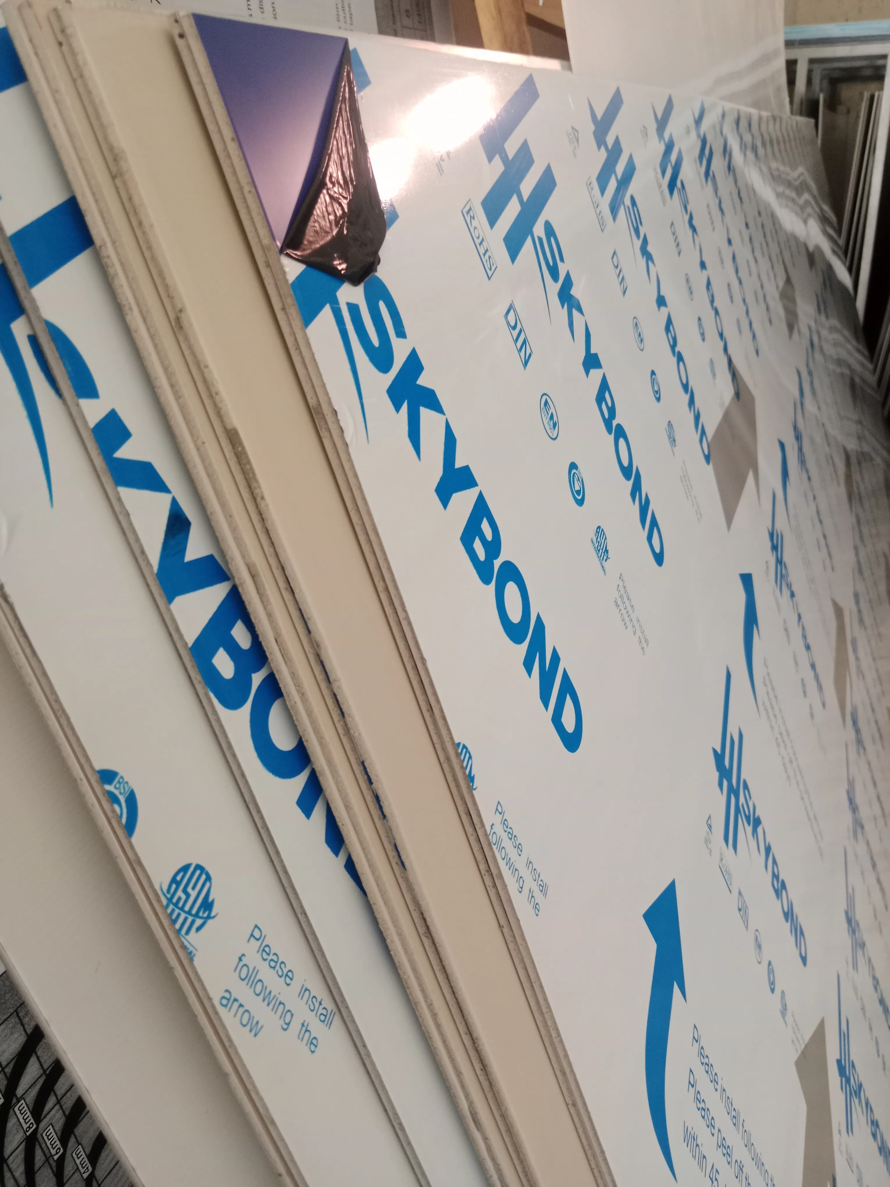 Alucobond plexiglass bardage Forex.... - بني ملال (6)