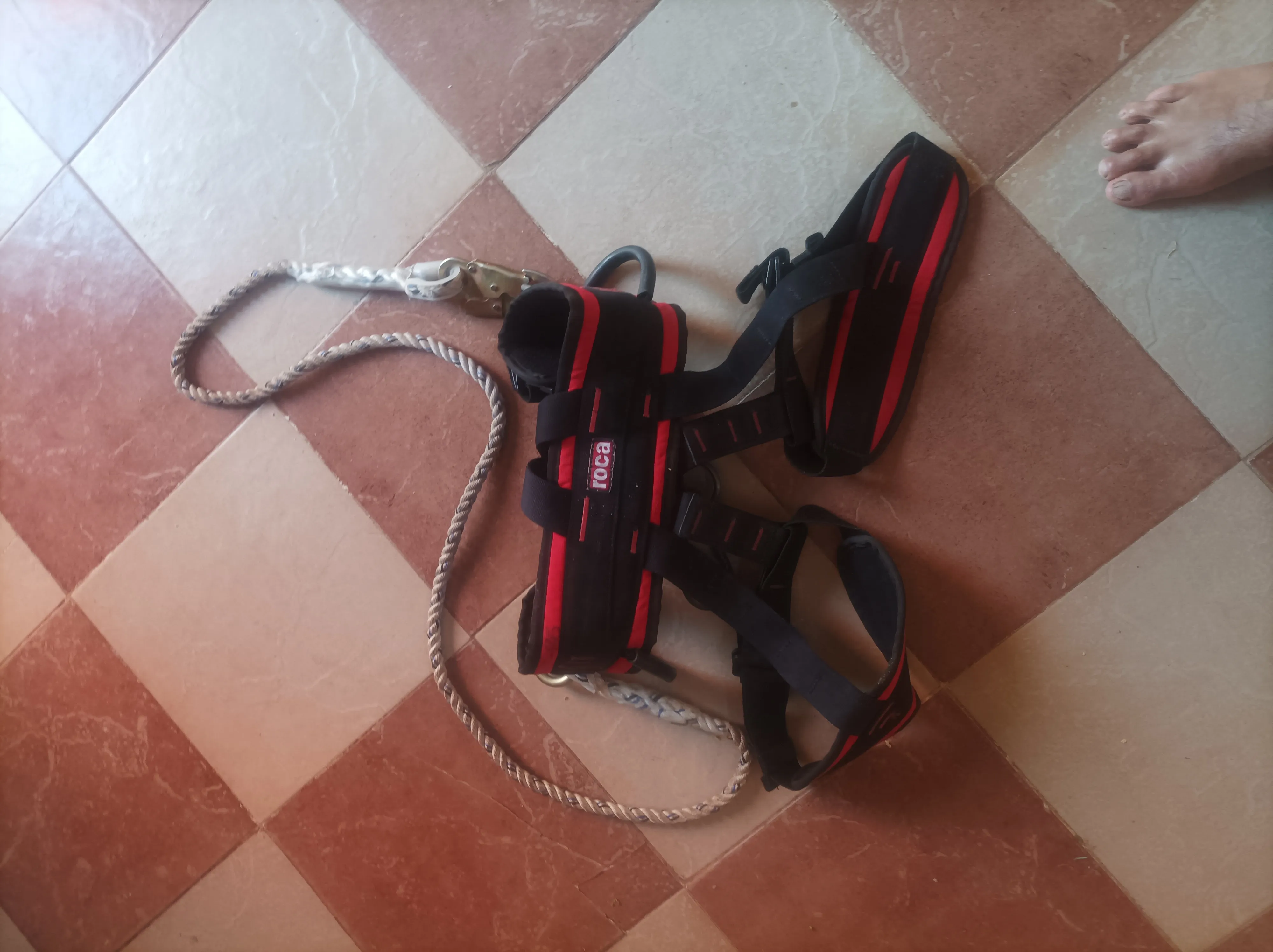 حزام تسلق الجبال والاعمدة الكهربائية  - بني ملال (3)