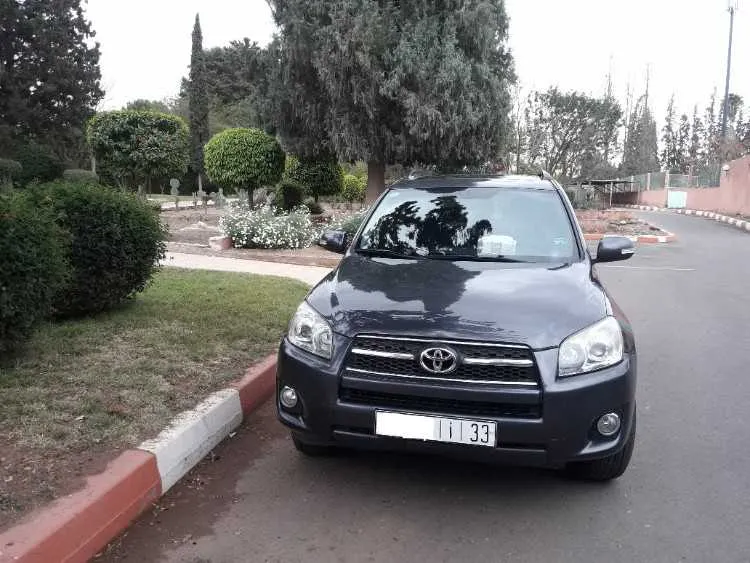 Toyota rav4 - الدار البيضاء (3)