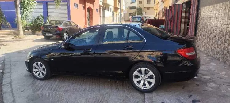Mercedes classe c220 - المحمدية (3)