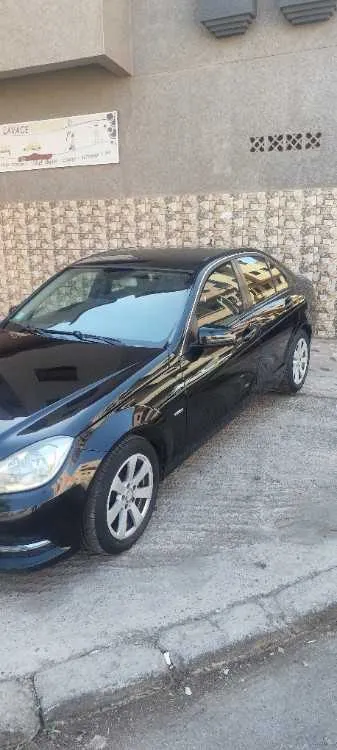Mercedes classe c220 - المحمدية (2)