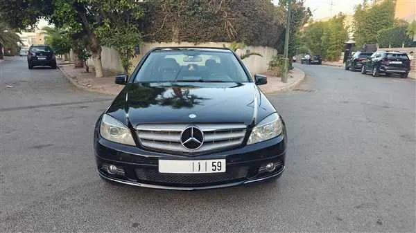 Mercedes c220 2011 ded 2015 - الرباط
