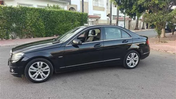 Mercedes c220 2011 ded 2015 - الرباط (2)