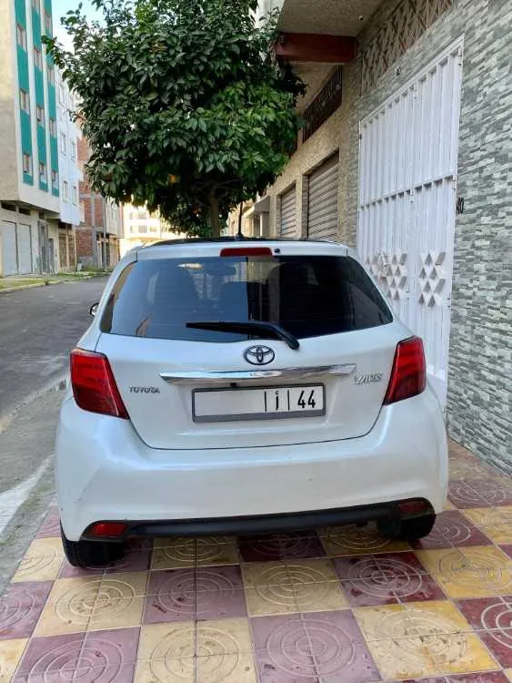 Toyota yaris diesel 2017 - طنجة (3)