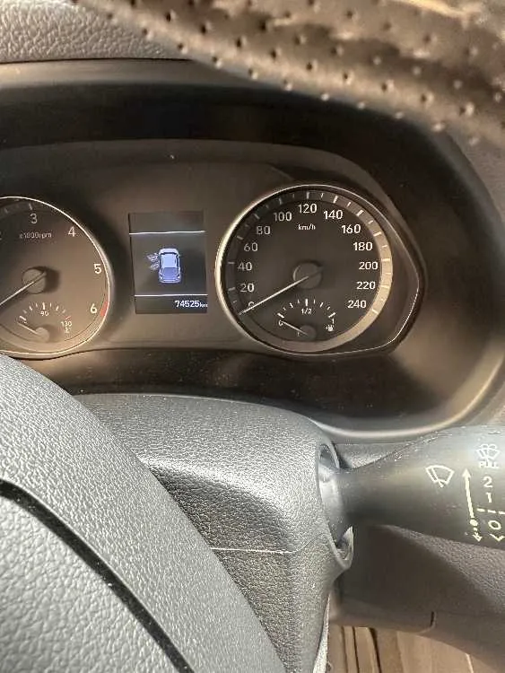 Voiture hyundai i30 á vendre - الدار البيضاء (2)