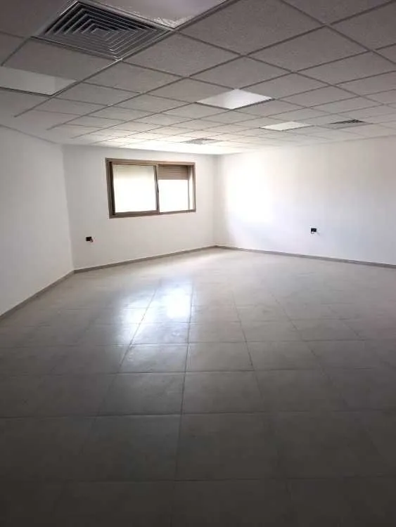 Plateau commercial 60 m² à vendre à sala al jadida - سلا