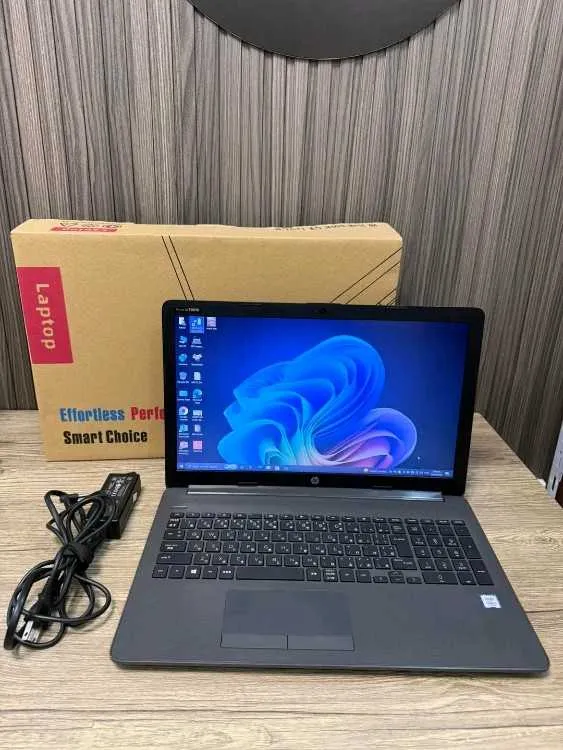 Hp i5 8eme ram 8 disc 256 ssd écran 15 - الدار البيضاء
