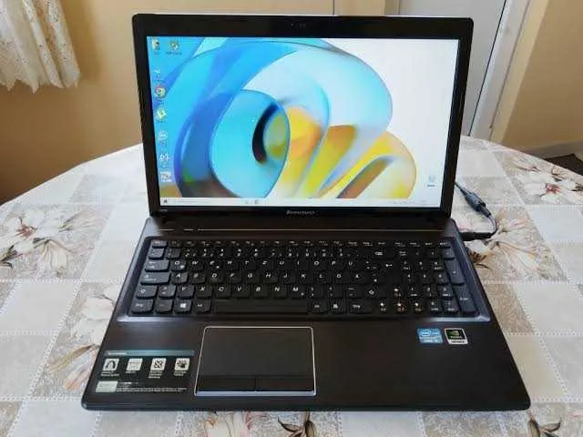 Lenovo i5 double graphique ram 8 disc ssd - الدار البيضاء