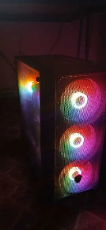 Pc gaming rgb (unite central) - أكادير (2)