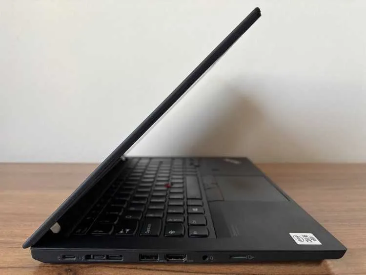 Lenovo thinkpad t14 gen 1 core i5 gen 10 - الرباط (3)