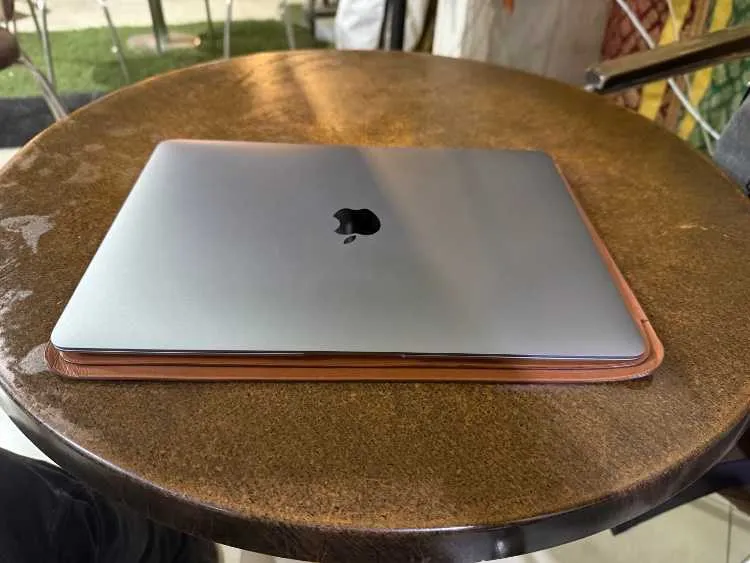 Macbook air 13 inch 2020 - الرباط (2)