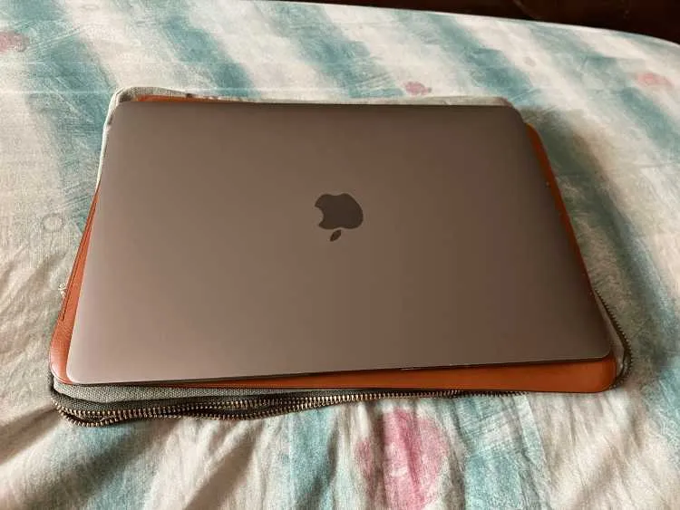 Mac air 2019 official - الرباط (2)
