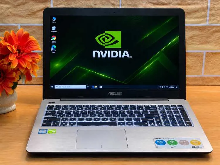 Asus i7 6eme double graphique ram 8 dis ssd et 500 - الدار البيضاء