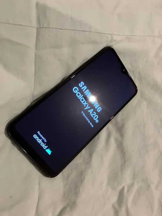 Samsung a20e dual sim - الرباط (2)