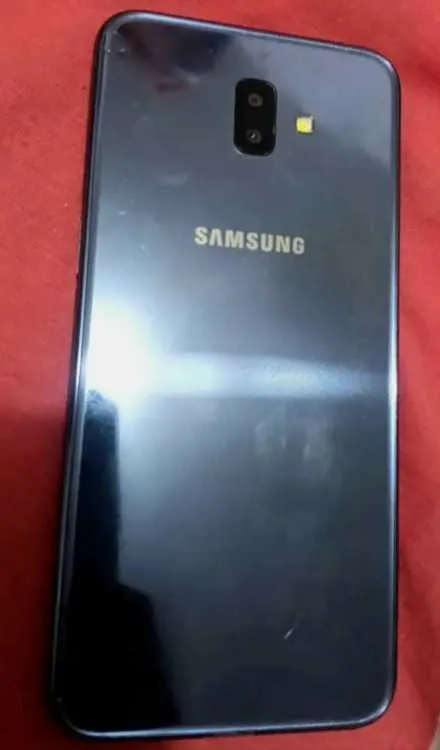 Samsung j6 plus - Autre ville (3)