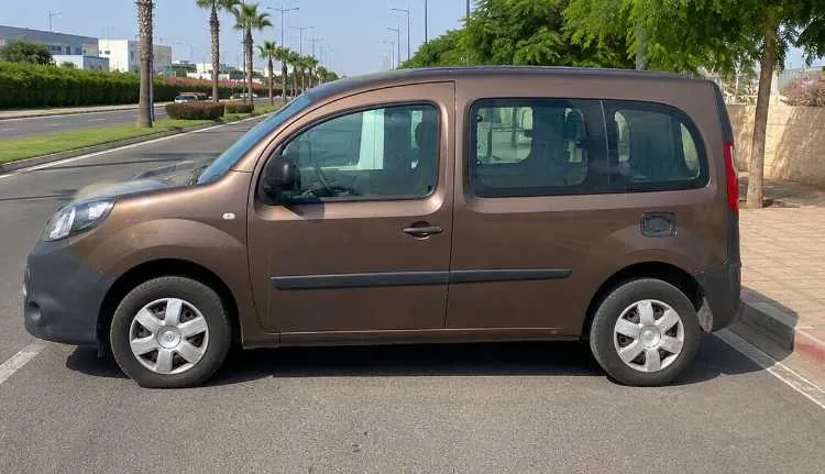 Renault kangoo - طنجة