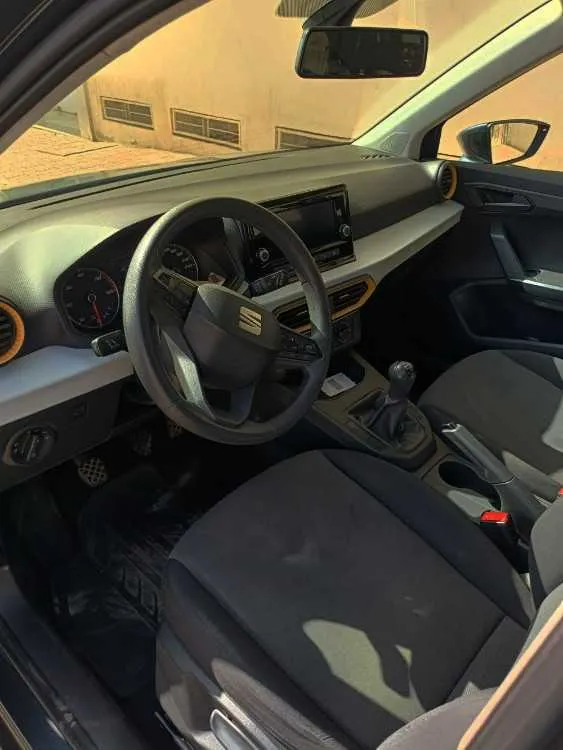 Seat arona diesel 2021 - فاس (2)