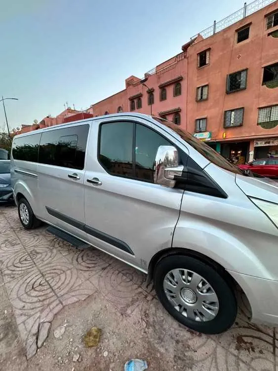 Ford torneo tourisme 8 places - مراكش