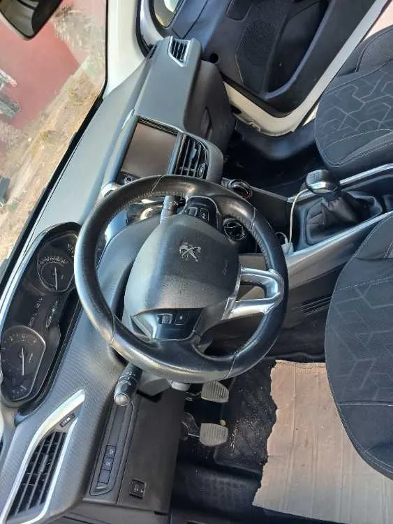 Peugeot 2008 - الدار البيضاء (3)