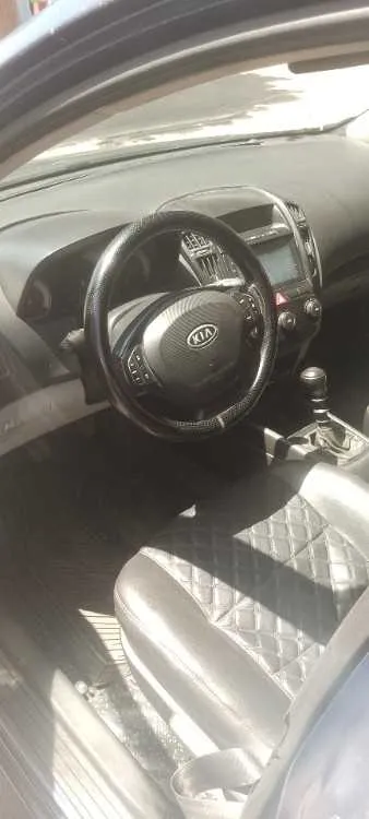 Kia ceed 2010 6 chv à vendre - أكادير (2)