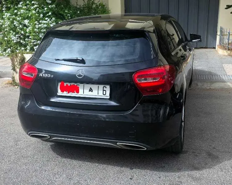 Mercedes classe a 180d - boite automatique - الدار البيضاء