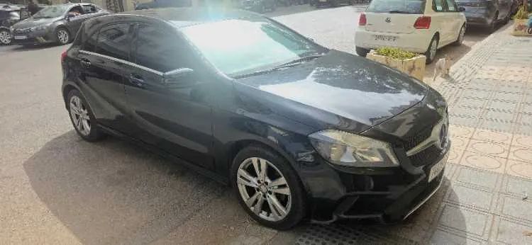 Mercedes classe a 180d - boite automatique - الدار البيضاء (3)