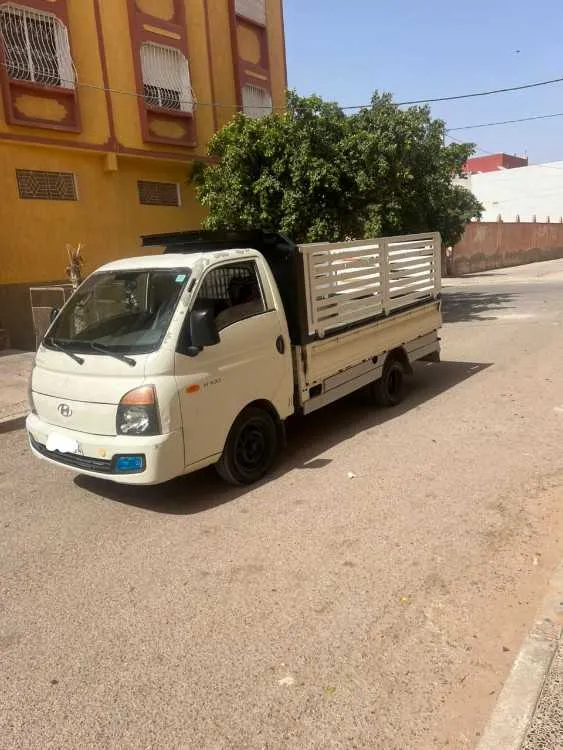 Hyundai h100 à louer - أكادير (3)