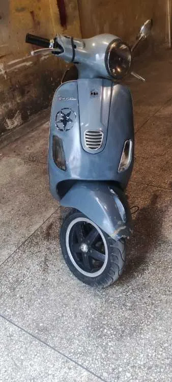 Vespa lx 125 - الدار البيضاء (3)