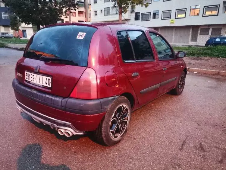 Clio 2 (phase 1) - طنجة (3)