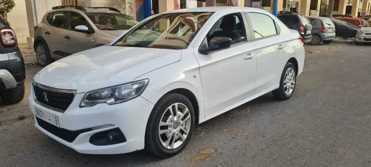 Peugeot 301 - أسفي