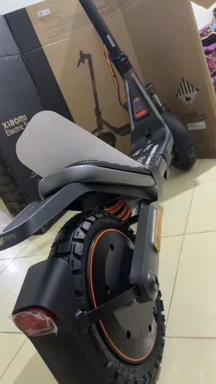 Xiaomi electric scooter 6 pro - سلا (3)