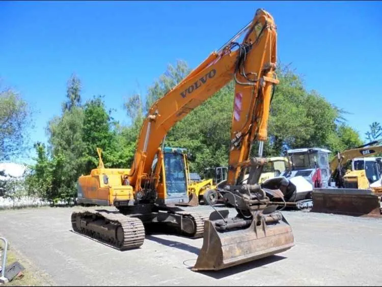 Volvo ec210 - الدار البيضاء