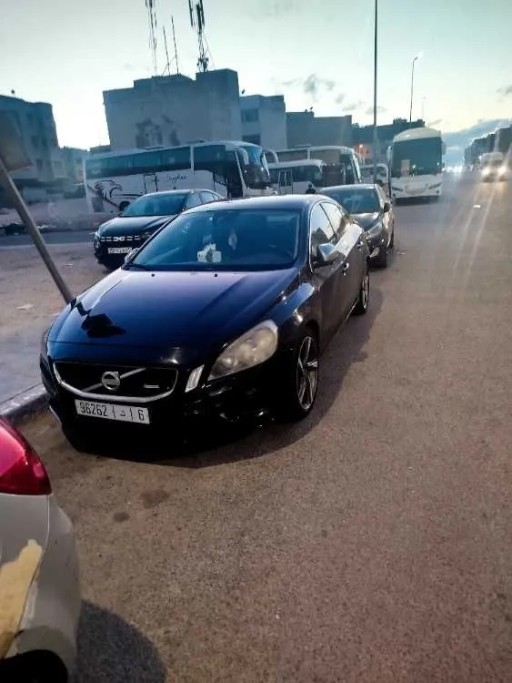 Volvo s60 d4 r design automatique 2012 - الجديدة