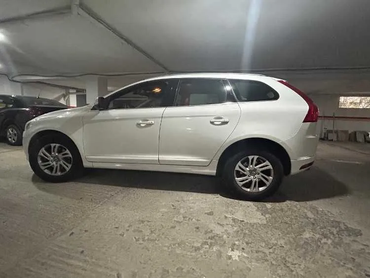 Volvo xc60 d3 très bon état à vendre - الرباط (2)