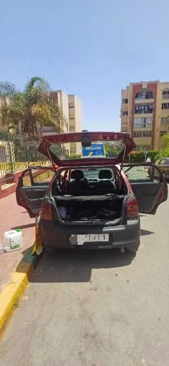 Vente suzuki alto essence 2010 - الرباط (2)