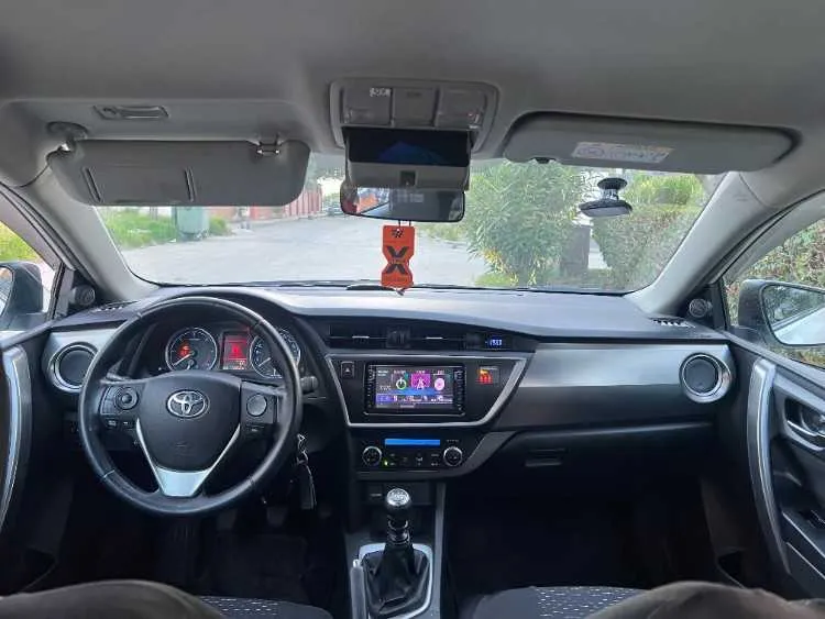 Toyota auris à vendre - تطوان (3)
