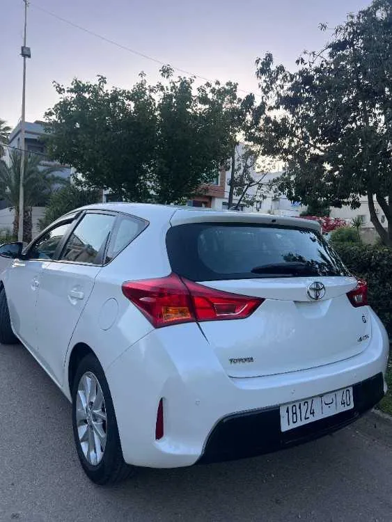 Toyota auris à vendre - تطوان (2)