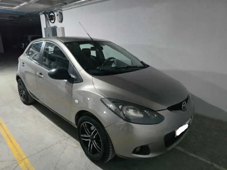 Voiture d'occasion à vendre - mazda 2 - الدار البيضاء (2)