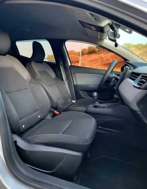 Renault clio - الدار البيضاء (3)