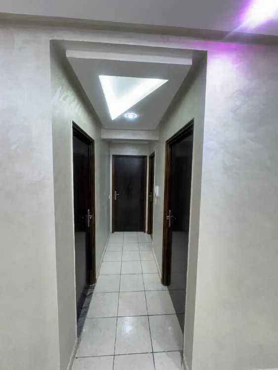Appartement moderne, lumineux et prêt à habiter - الدار البيضاء (3)