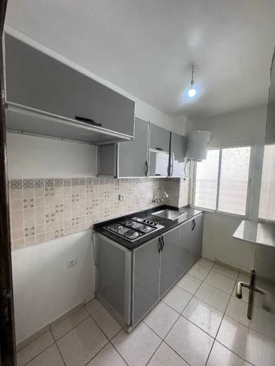 Appartement moderne, lumineux et prêt à habiter - الدار البيضاء (2)