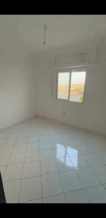 Appartement 4 pièces lumineux - 78 m² avec balcon - مكناس (3)