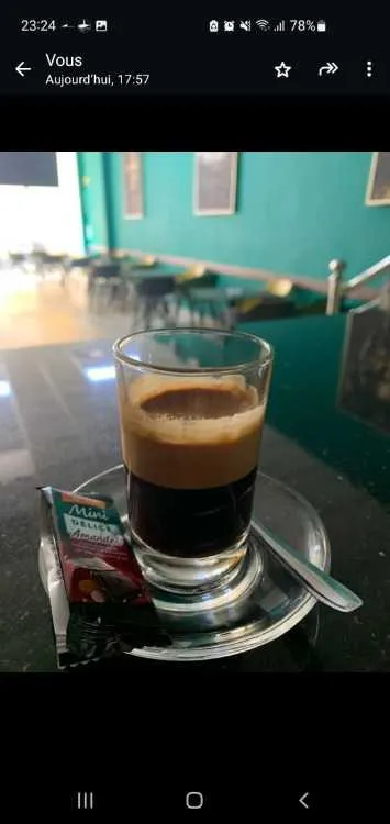 Fonds de commerce café équipé à vendre – 128 m² – - مكناس