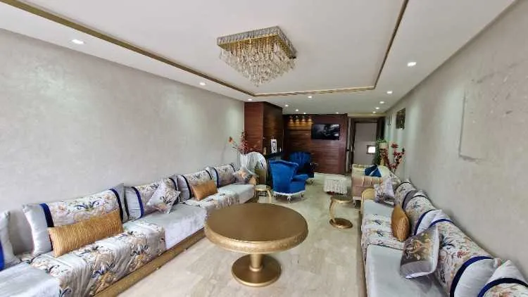 Appartement à quartier ferme bretonne - الدار البيضاء (2)