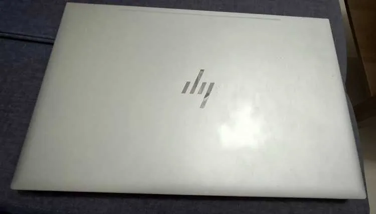 Pc portable hp envy 17 - أسفي (3)