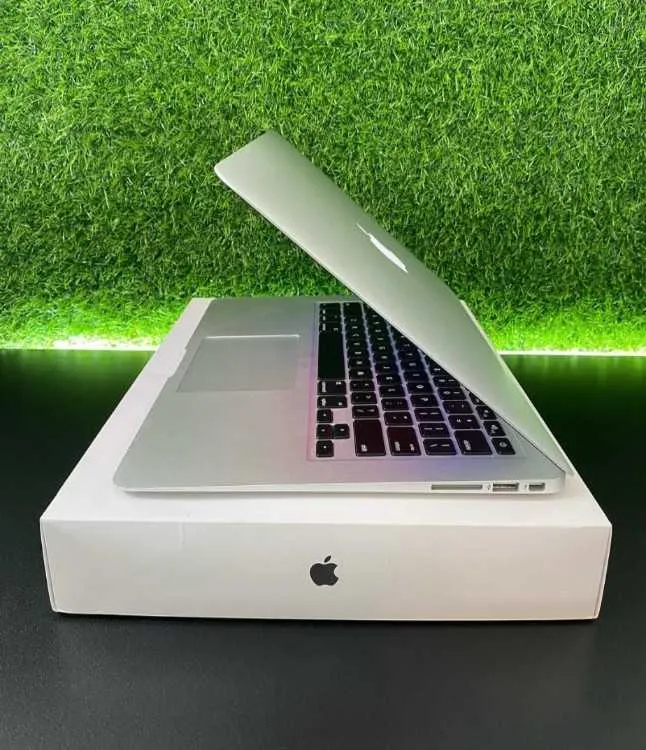 Macbook 2017 i5 slime air ram 8 disc ssd - الدار البيضاء (3)