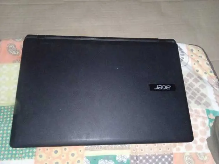 acer aspire es1-520 - 8gb ram - État bon - فاس