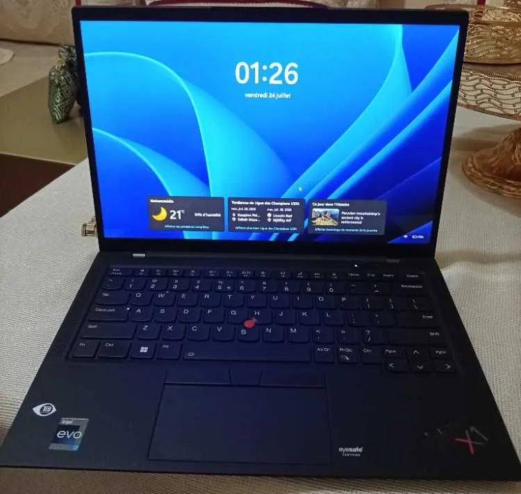 Lenovo thinkpad x1 carbon gen 10 - core i7 - ram 3 - المحمدية