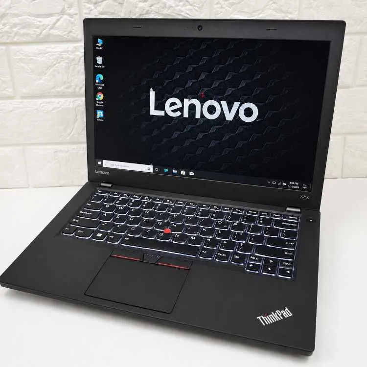 Lenovo i7 ram 8 disc ssd batterie 6h - الدار البيضاء