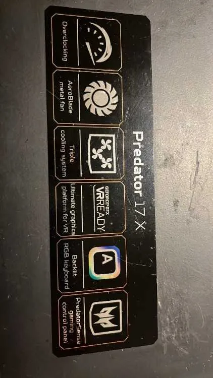 Acer predator 17 x (modèle gx-792-72u8 / mfg date - أكادير (3)